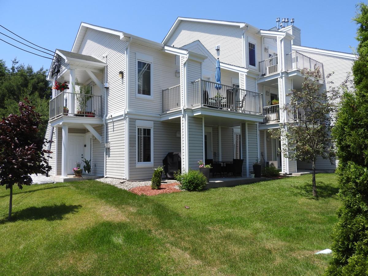 Condo Entre Ville/Nature Magog Extérieur photo